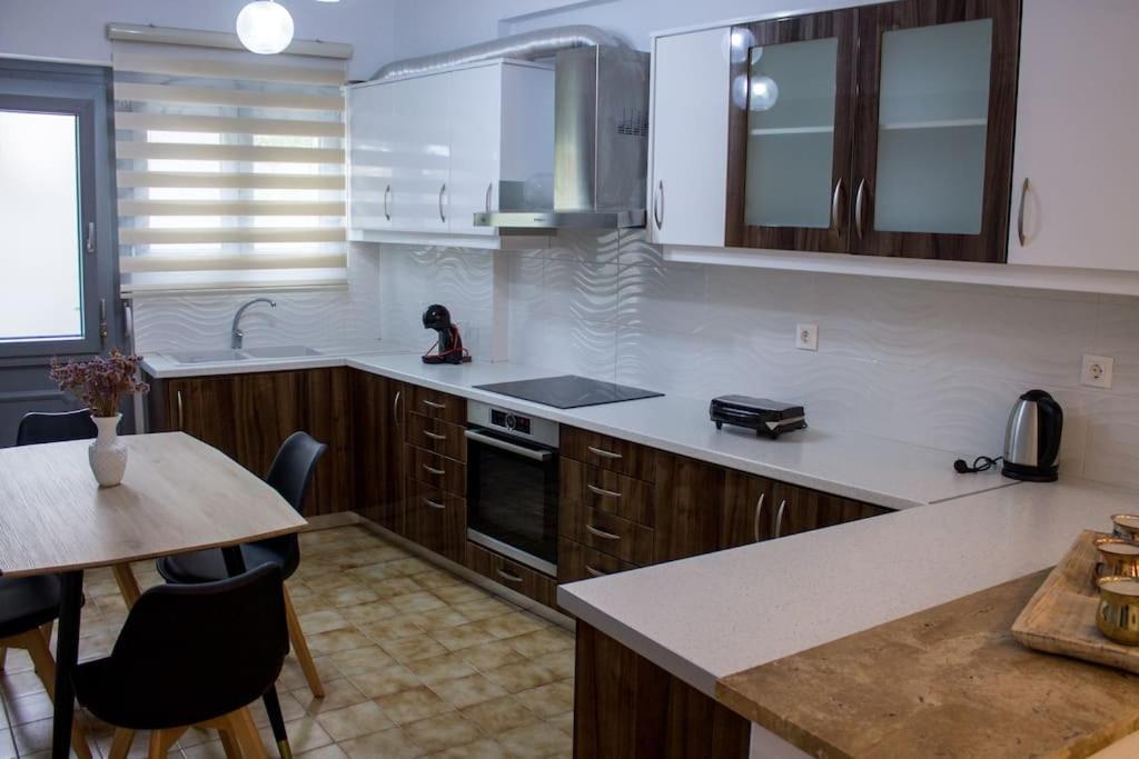 Spacious Apartment In The Heart Of Pythagorion Pythagoreio Exterior foto